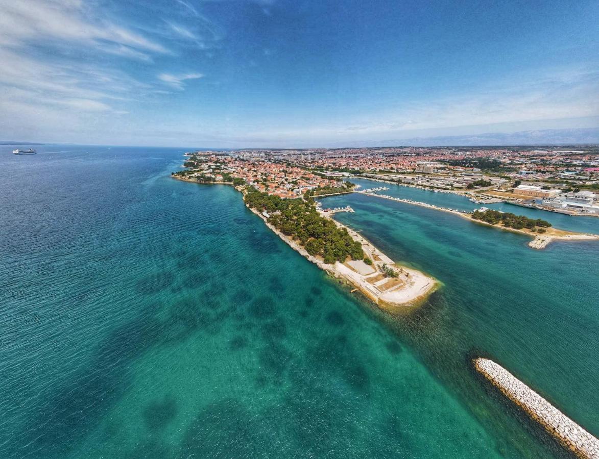 Toni With Private Parking Apartament Zadar