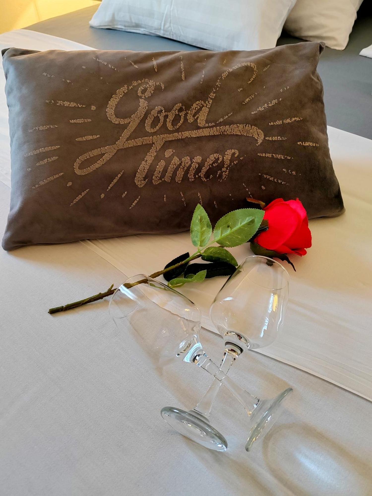 Apartament Toni With Private Parking *